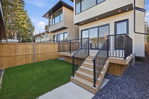 2026 36 Street Sw, Calgary, AB 
