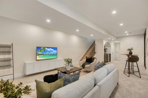 2424 31 Street Sw, Calgary, AB 