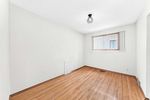 5712 Lakeview Drive Sw, Calgary, AB 