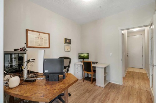 302-830 Centre Avenue Ne, Calgary, AB 