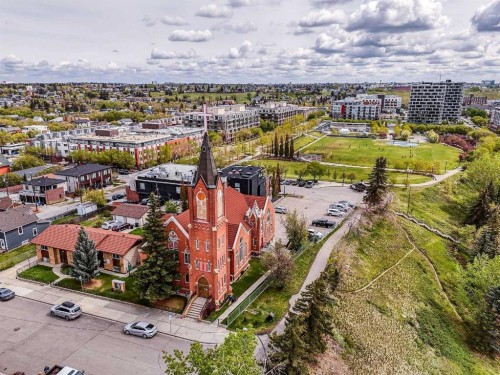 302-830 Centre Avenue Ne, Calgary, AB 