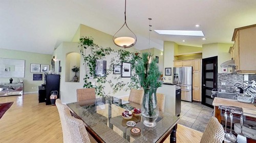 18 Tuscany Meadows Heights Nw, Calgary, AB 