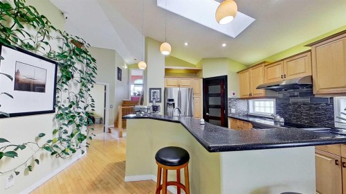 18 Tuscany Meadows Heights Nw, Calgary, AB 