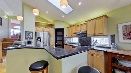 18 Tuscany Meadows Heights Nw, Calgary, AB 