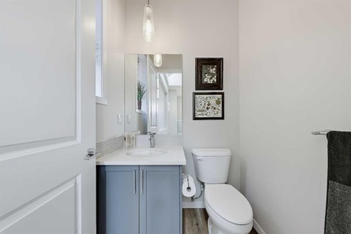 28 Mahogany Gardens Se, Calgary, AB 