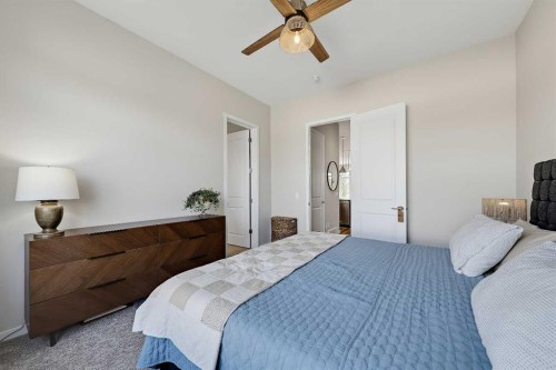 28 Mahogany Gardens Se, Calgary, AB 