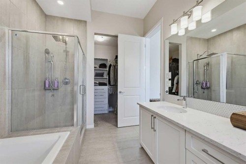 28 Mahogany Gardens Se, Calgary, AB 