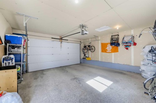 28 Mahogany Gardens Se, Calgary, AB 