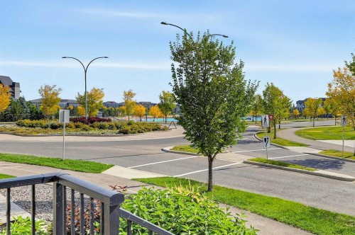 28 Mahogany Gardens Se, Calgary, AB 