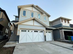 179 Marina Grove SE Calgary, AB T3M 3S9