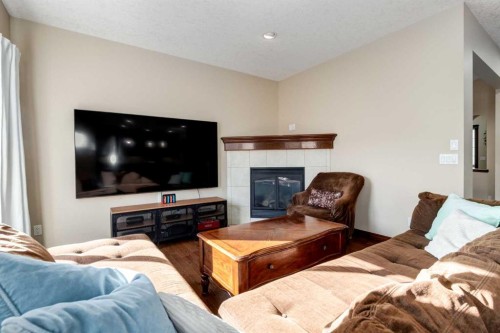 43 Cougar Plateau Circle Sw, Calgary, AB 