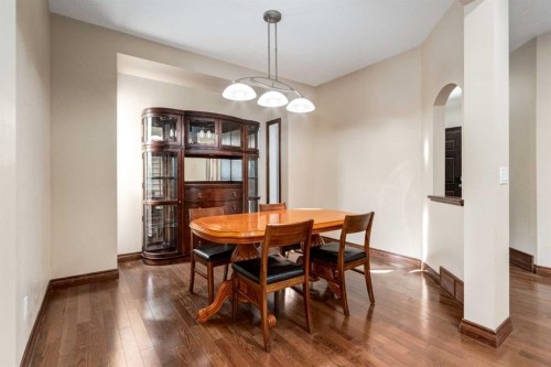 43 Cougar Plateau Circle Sw, Calgary, AB 