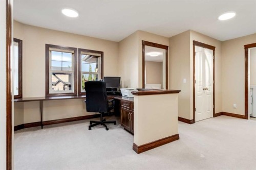 43 Cougar Plateau Circle Sw, Calgary, AB 