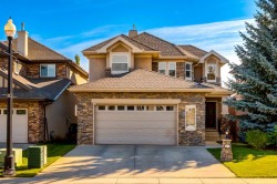 43 Cougar Plateau Circle SW Calgary, AB T3H 5S6