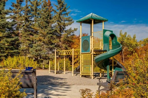 43 Cougar Plateau Circle Sw, Calgary, AB 