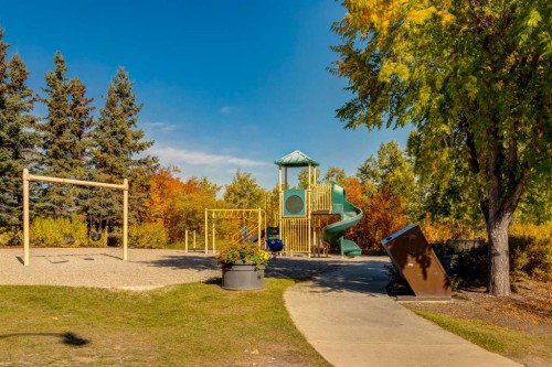 43 Cougar Plateau Circle Sw, Calgary, AB 