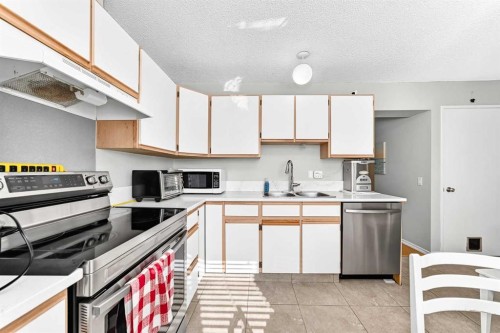 170-999 Canyon Meadows Drive Sw, Calgary, AB 