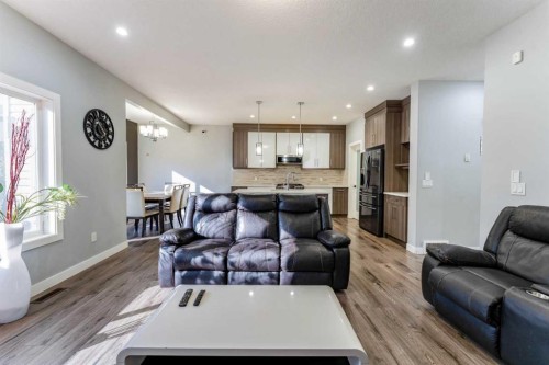 227 Bayview Street Sw, Airdrie, AB 