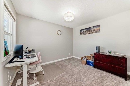67 Masters Rise Se, Calgary, AB 