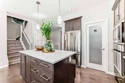 67 Masters Rise Se, Calgary, AB 