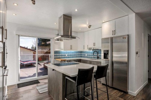 4711 26 Avenue Sw, Calgary, AB 