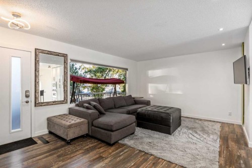 4711 26 Avenue Sw, Calgary, AB 