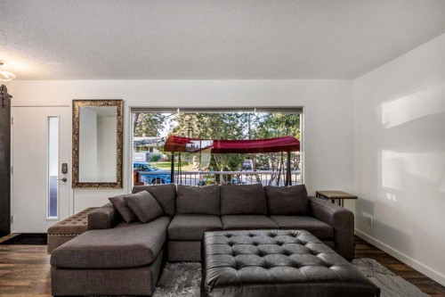 4711 26 Avenue Sw, Calgary, AB 