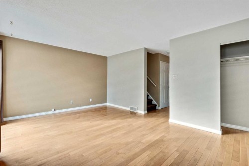 105-107 Elm Place, Okotoks, AB 