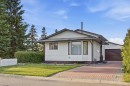 104 Shawglen Rise Sw, Calgary, AB 