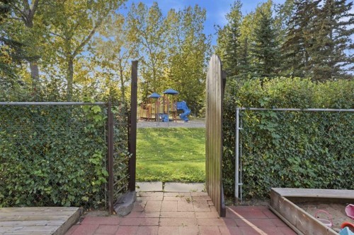 104 Shawglen Rise Sw, Calgary, AB 