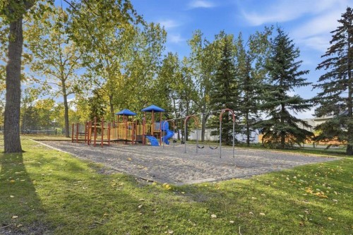 104 Shawglen Rise Sw, Calgary, AB 