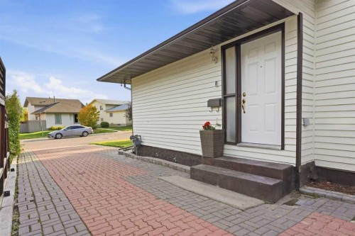 104 Shawglen Rise Sw, Calgary, AB 