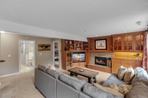 1308 Norfolk Drive Nw, Calgary, AB 