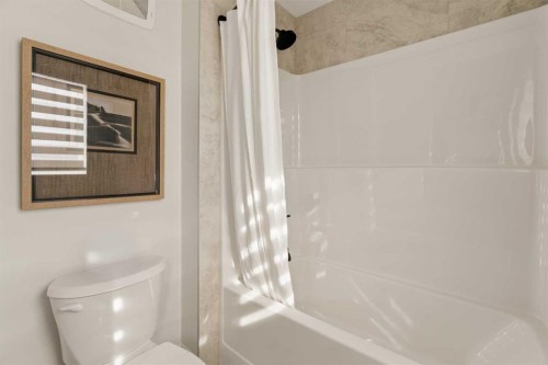 109 Bighorn Crescent Sw, Calgary, AB 