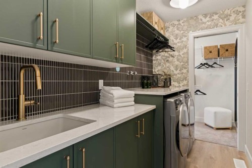 109 Bighorn Crescent Sw, Calgary, AB 