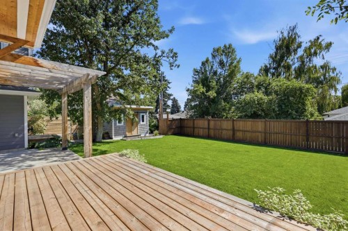 2223 Glenwood Drive Sw, Calgary, AB 