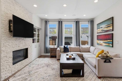 4407 17 Avenue Nw, Calgary, AB 