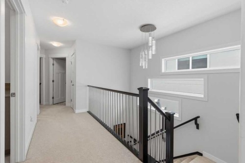 4407 17 Avenue Nw, Calgary, AB 