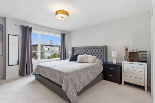4407 17 Avenue Nw, Calgary, AB 