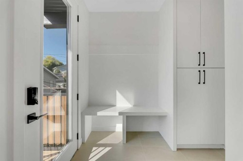 2121 Mackay Road Nw, Calgary, AB 