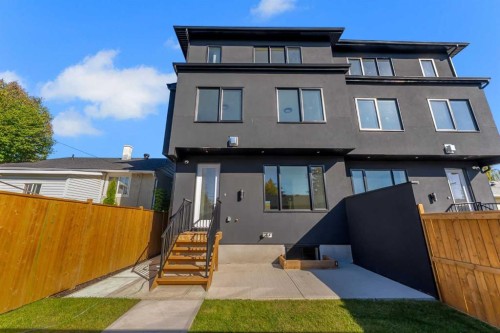2121 Mackay Road Nw, Calgary, AB 