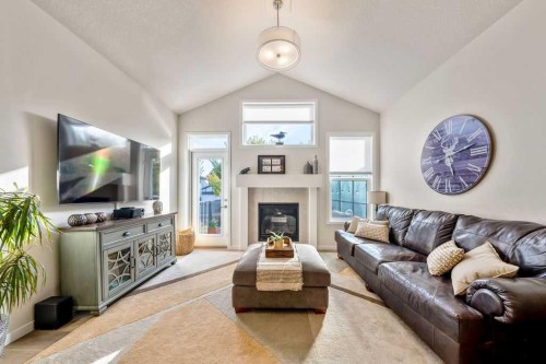 529 Montana Bay Se, High River, AB 