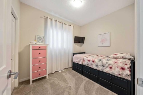 529 Montana Bay Se, High River, AB 