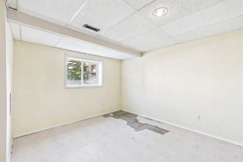 17 Deermeade Road Se, Calgary, AB 