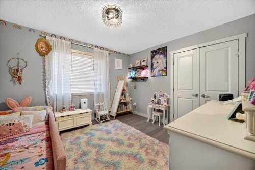 136 Riviera Way, Cochrane, AB 