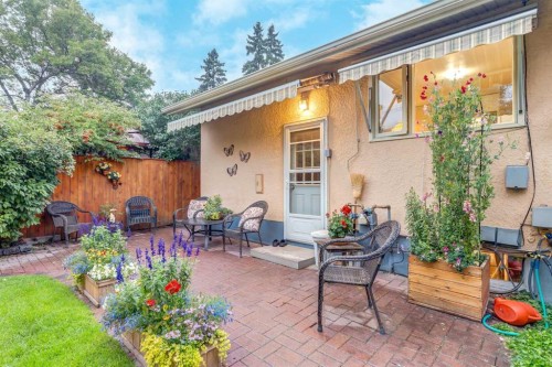 29 Armstrong Crescent Se, Calgary, AB 