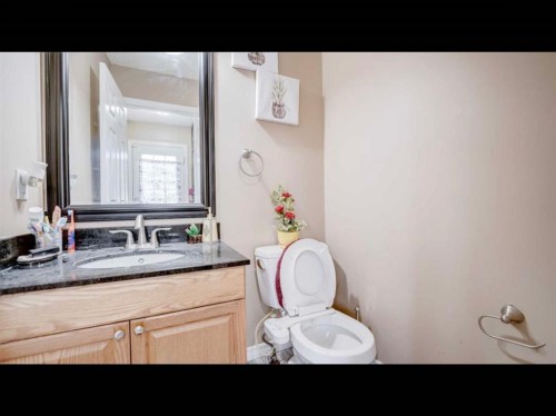 95 Castlegreen Close Ne, Calgary, AB 