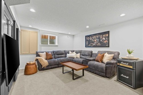 75 Valley Brook Circle Nw, Calgary, AB 