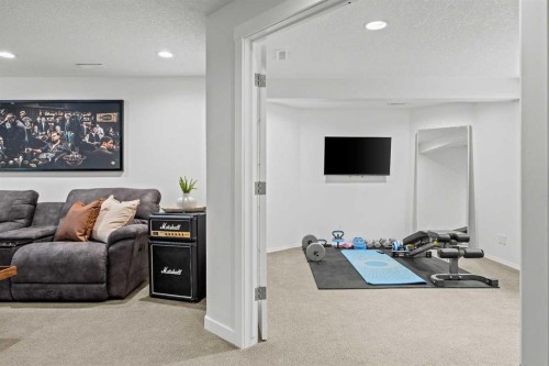 75 Valley Brook Circle Nw, Calgary, AB 