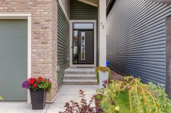 72 Wolf Hollow Villas SE Calgary, AB T2X 5K2